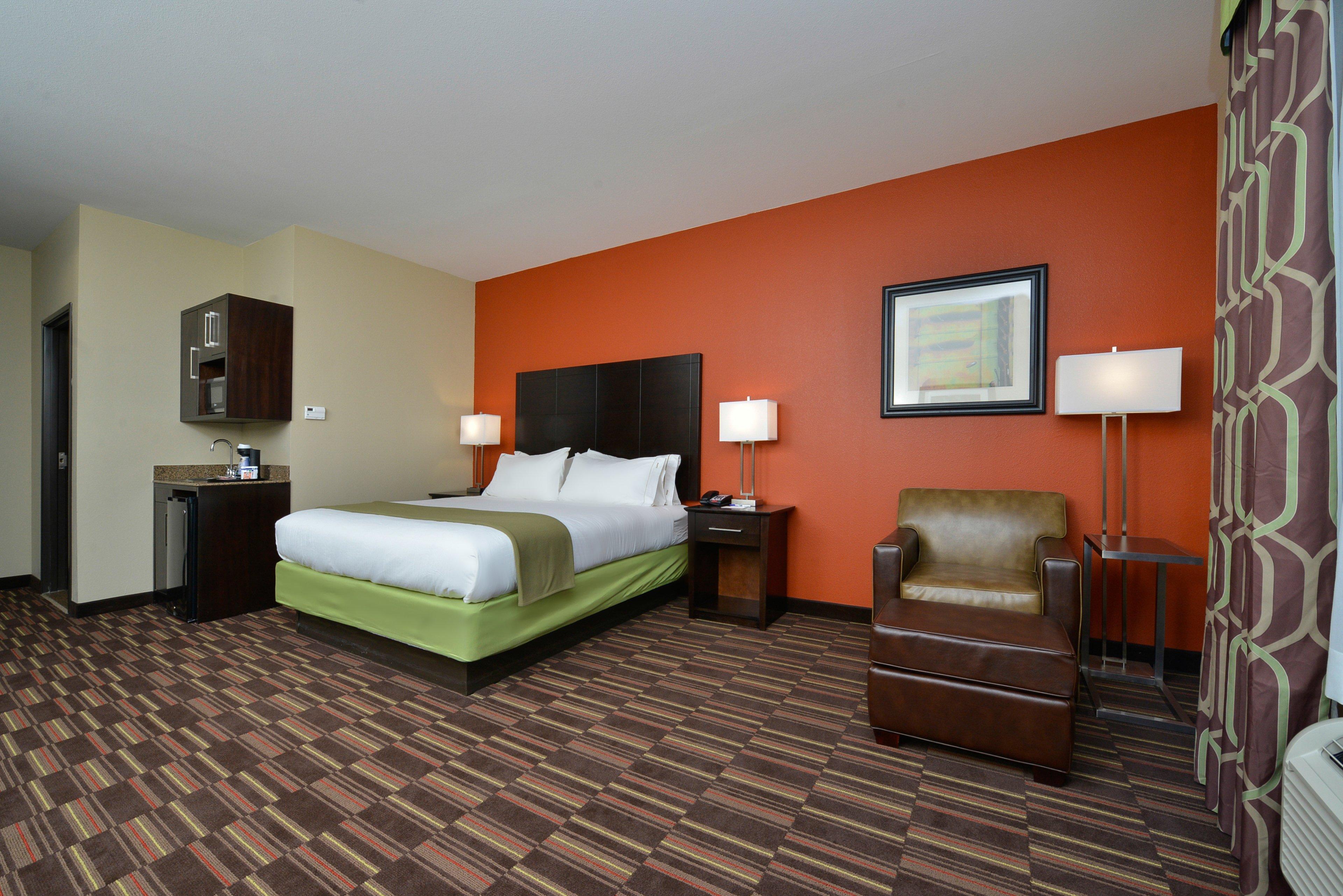 Holiday Inn Express Alva By Ihg Exterior photo